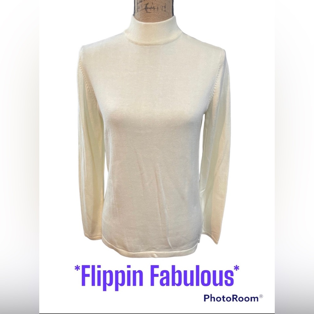 Joan Rivers mock turtleneck size small